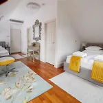 Villa Uhu 750 M2 -