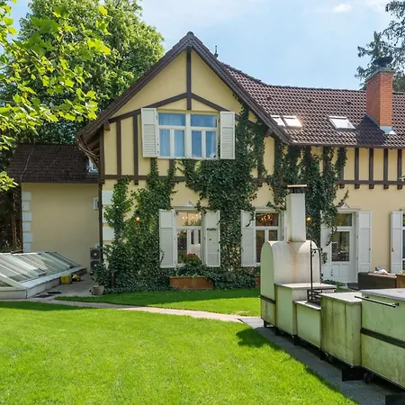 Villa Uhu 750 M2 -