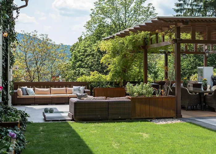 Uhu 750 M2 - Villa