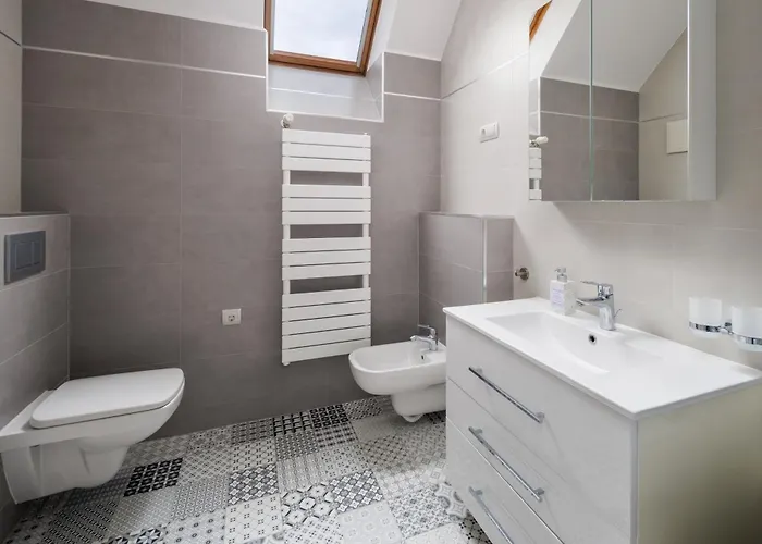 Uhu 750 M2 - Villa Budapeste