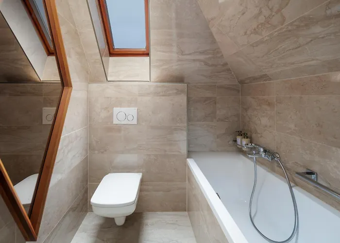 Villa Uhu 750 M2 - *