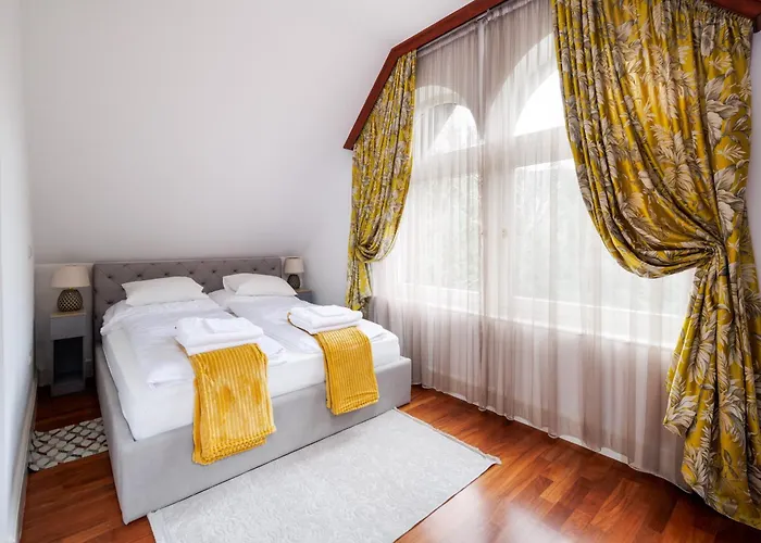 Uhu 750 M2 -