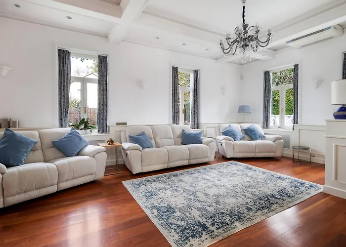 Villa Uhu 750 M2 -