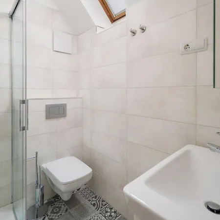 Villa Uhu 750 M2 -